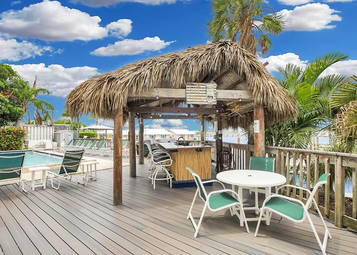 Aruba - Downtown Waterfront 2X2 Dock & Pool Pet-Friendly